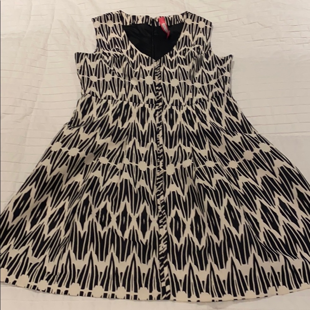 Tracy Reese black and cream patterned dress